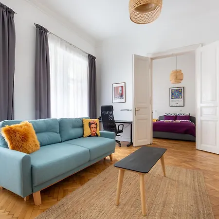 D8 Sphinx Apartamento Budapest